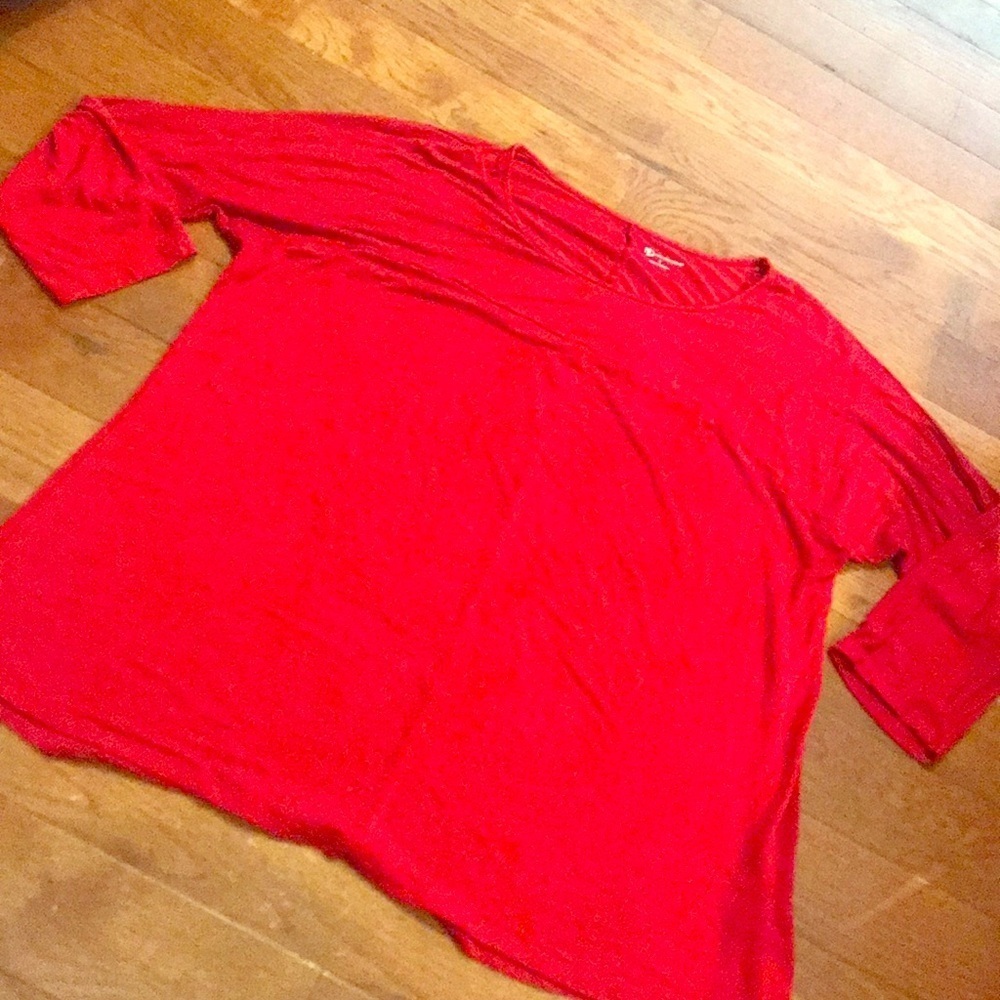 WOMEN’S Red 3/4 sleeve blouse